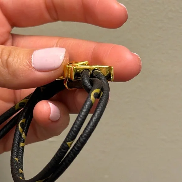 Gold lv leather black and tan Bracelet - Picture 9 of 11